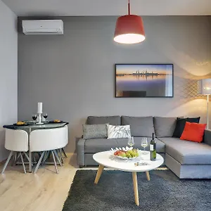 D&a Center With Free Parking Пула